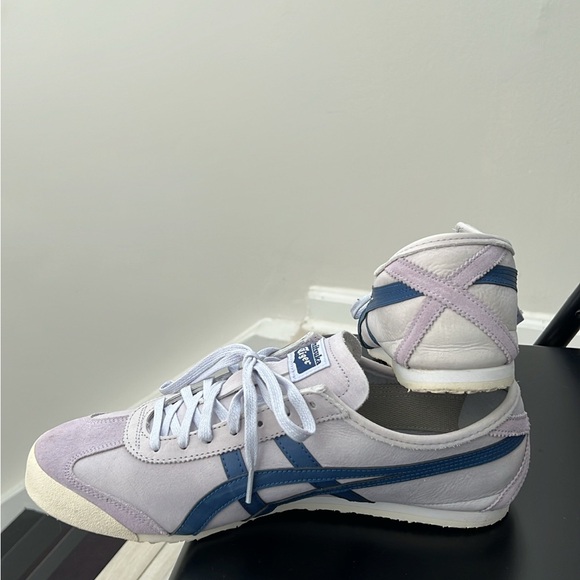 Gray/ Blue ASICS - Picture 2 of 4